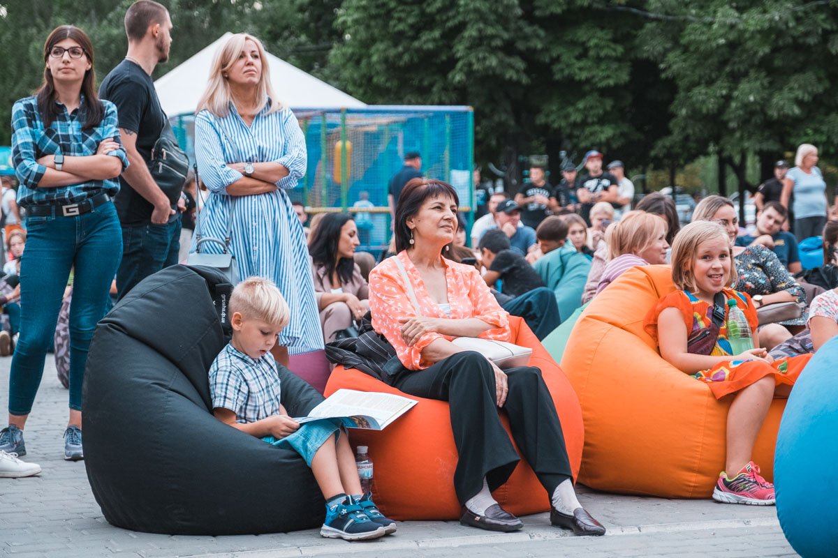 Детские врачи, чемпионы мира и главы ОСМД: "Национальный корпус Днепр" представил свою команду 5