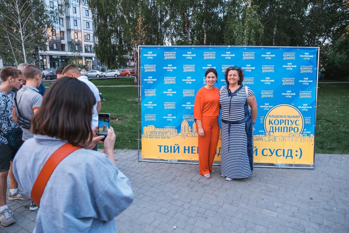 Детские врачи, чемпионы мира и главы ОСМД: "Национальный корпус Днепр" представил свою команду 35