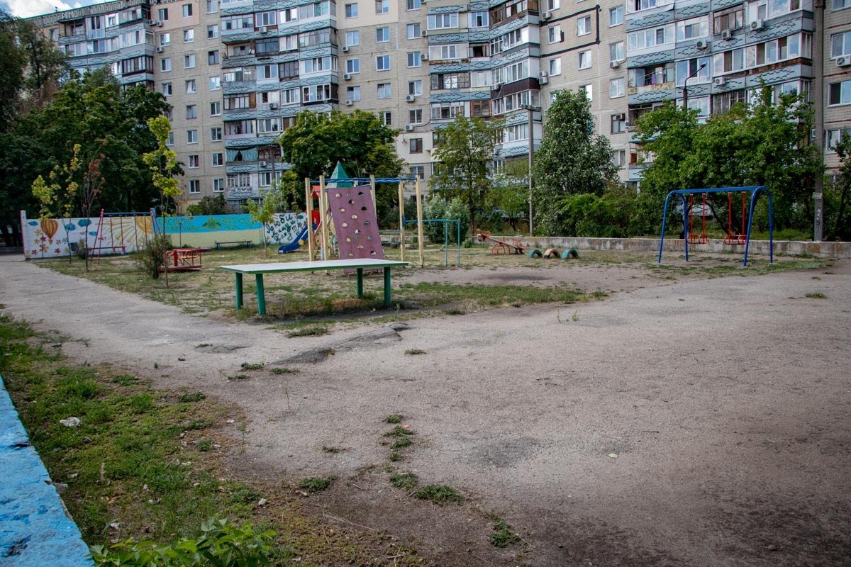 Выборы в Днепре: что жители Победы думают о депутате Федоренко 3