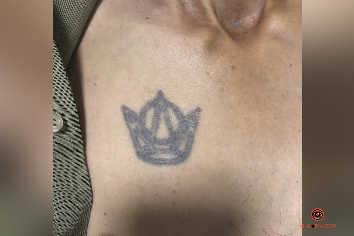 Татуировка на груди Татуировка на груди