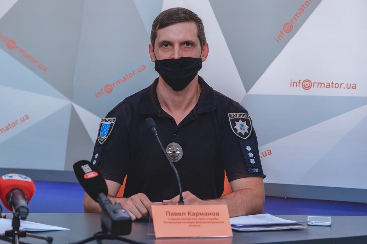 Старший инспектор пресс-службы Управления патрульной полиции в Днепропетровской области Павел Карманов
