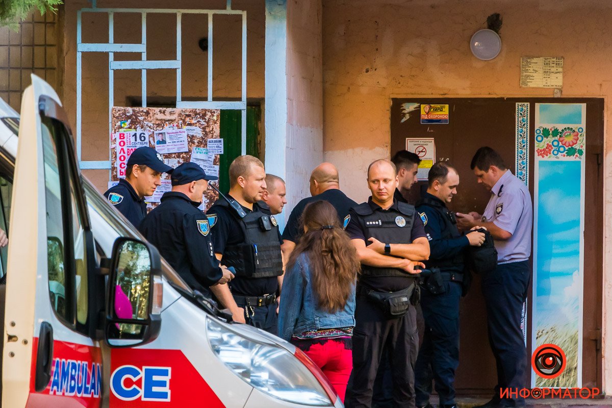 Документов при трупе не было Документов при трупе не было