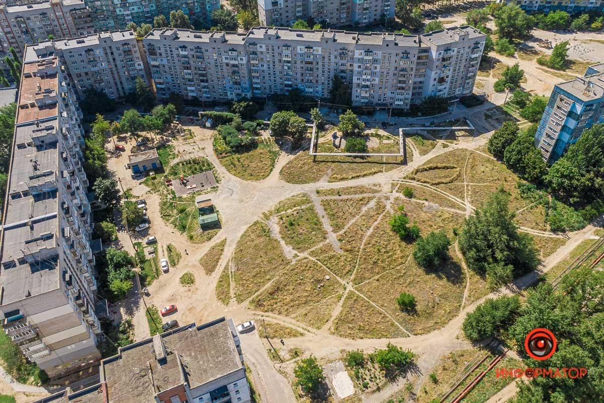 Выборы в Днепре: что думают в Приднепровске о работе депутата Суханова 12