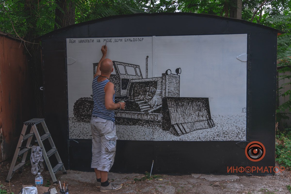 У художника много работы У художника много работы