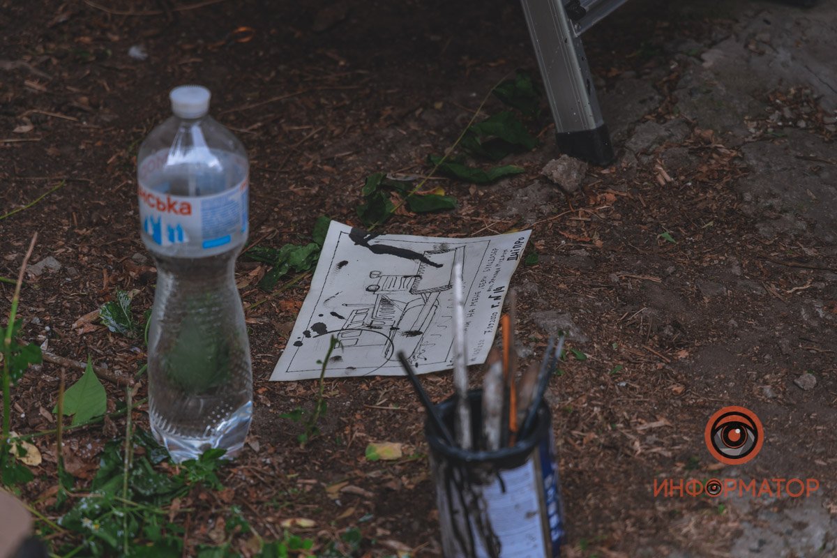 У каждой работы есть эскиз У каждой работы есть эскиз