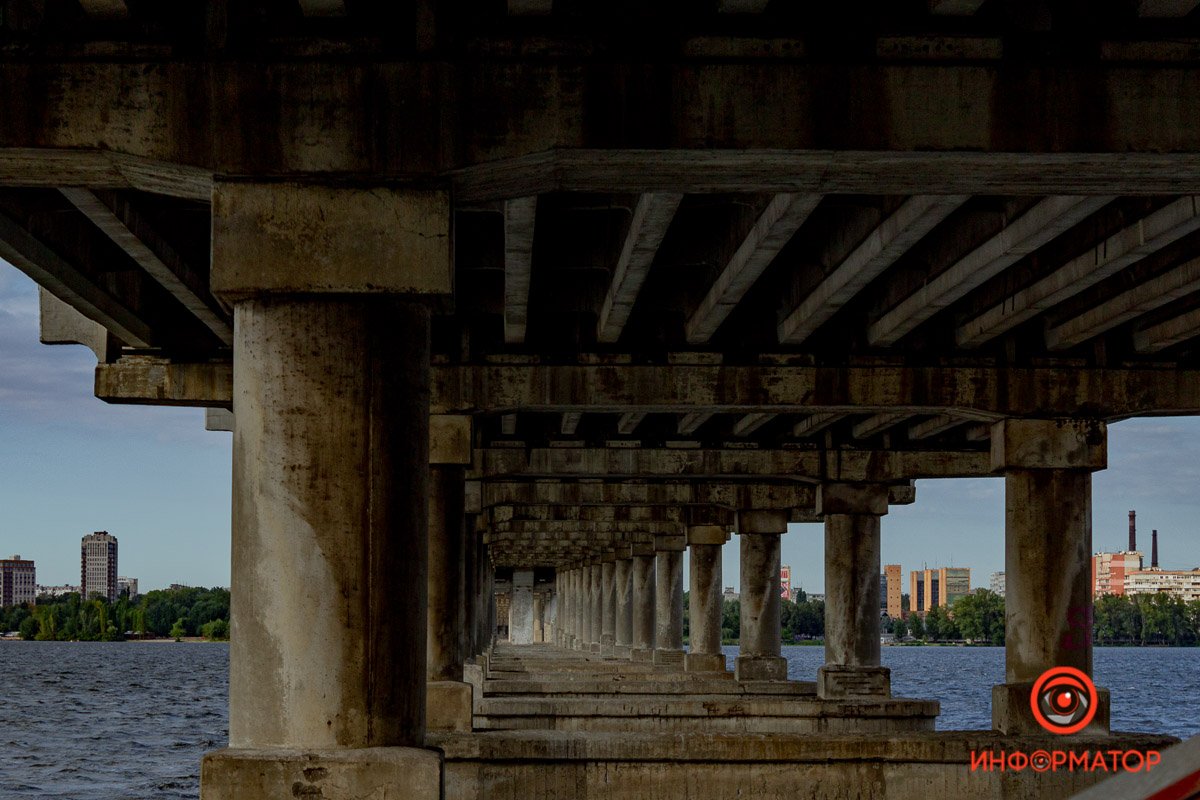 Пустоту нужно чем-то заполнить.