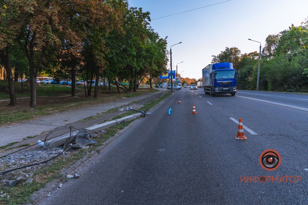 Место аварии оградили Место аварии оградили