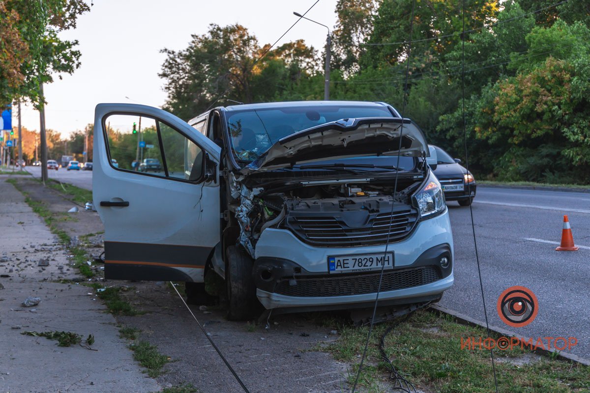 Мужчина отказался от помощи медиков Мужчина отказался от помощи медиков