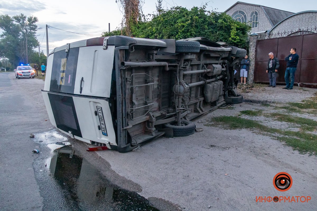 В салоне не было пассажиров В салоне не было пассажиров
