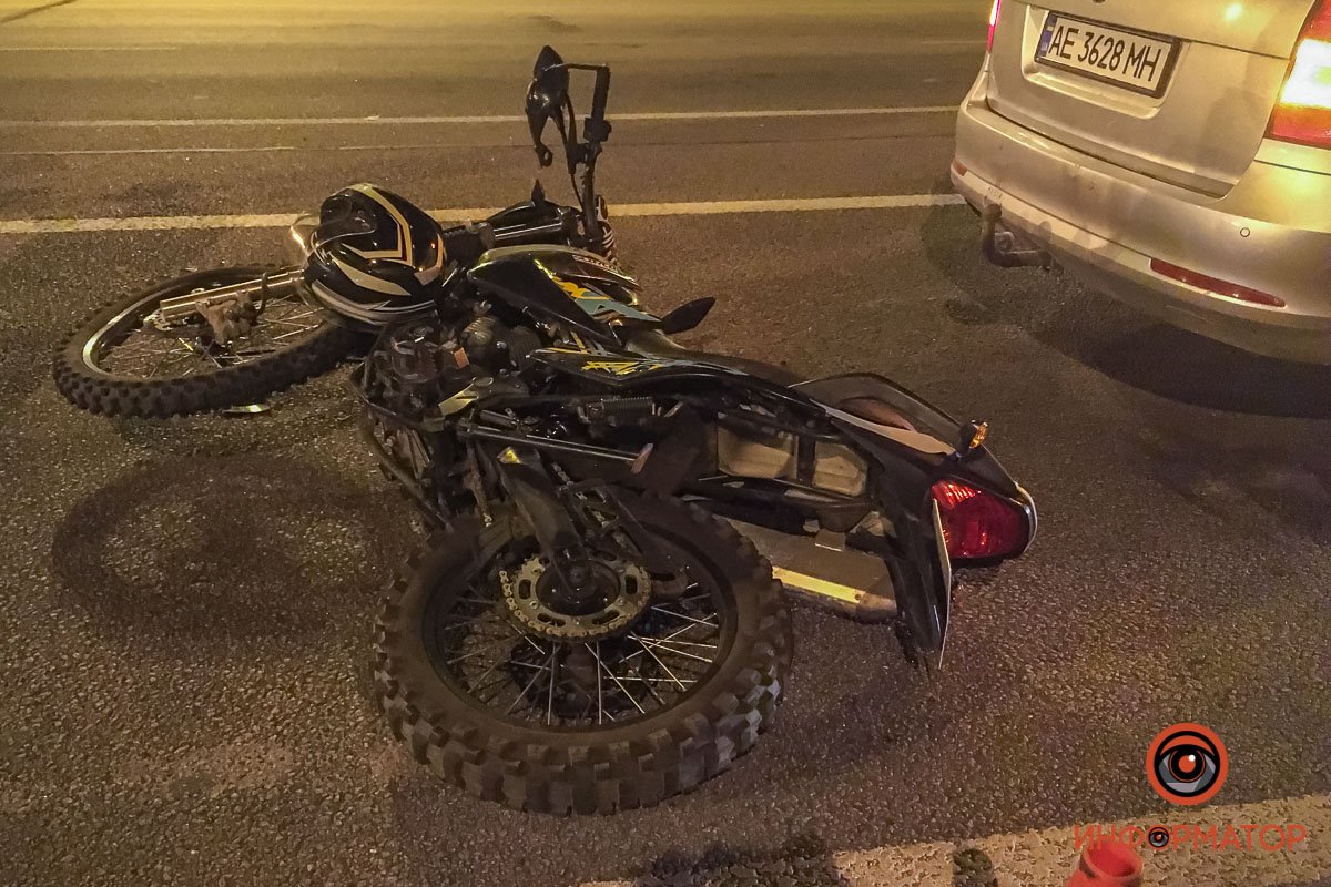 Пострадавшего забрали в больницу Мечникова Пострадавшего забрали в больницу Мечникова