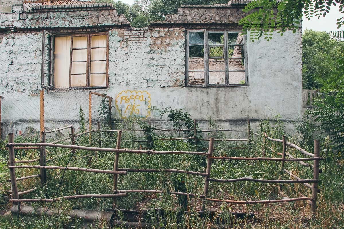 Выборы в Днепре: печаль и разруха на округе депутата Селивановой 11