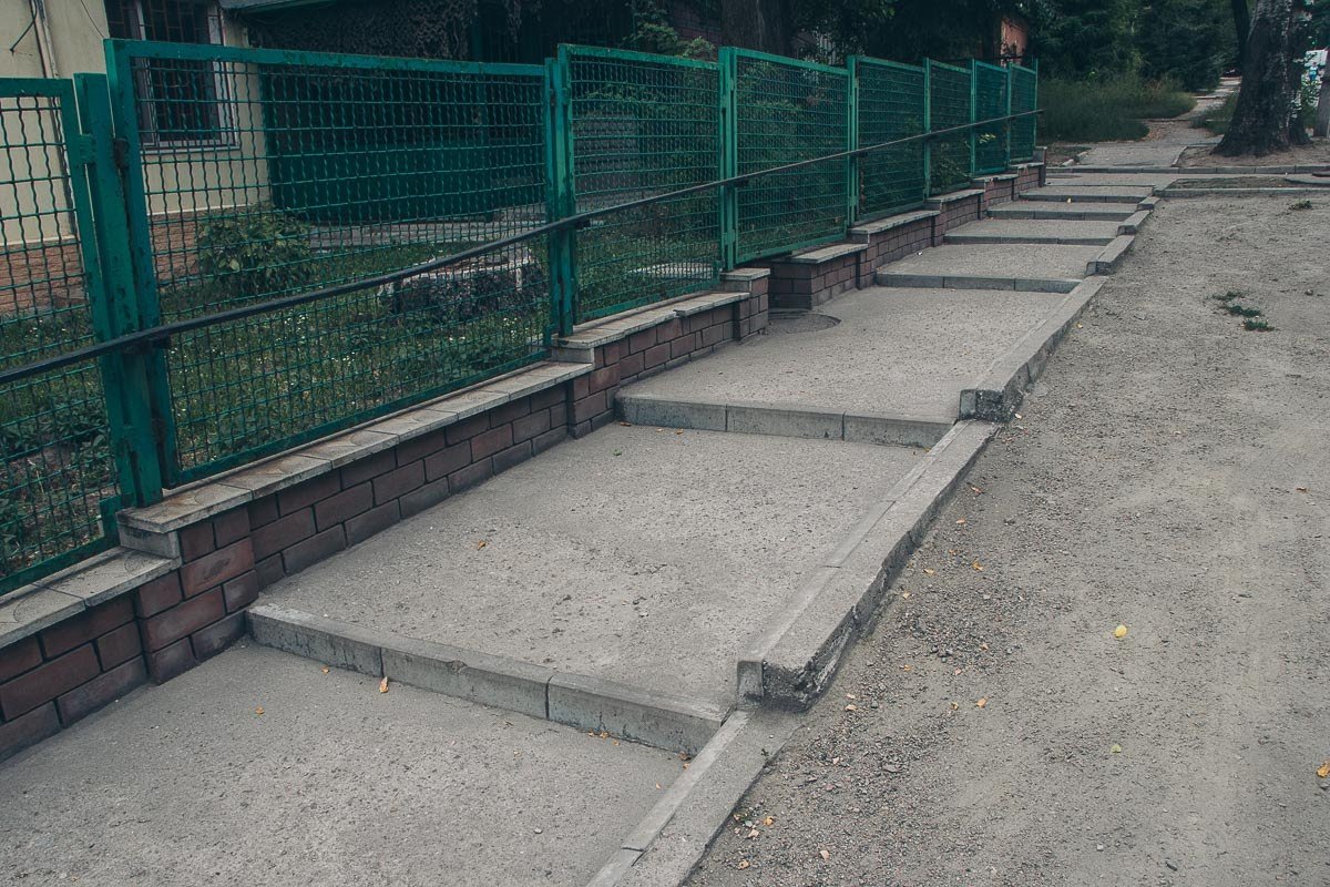 Выборы в Днепре: печаль и разруха на округе депутата Селивановой 12