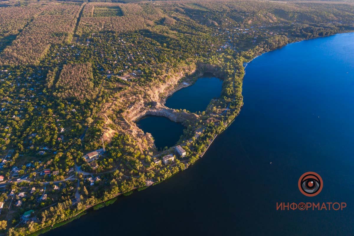Во всем виноват Эйнштейн. В 1905 году он заявил, что абсолютного покоя нет, и с тех пор его действительно нет Во всем виноват Эйнштейн. В 1905 году он заявил, что абсолютного покоя нет, и с тех пор его действительно нет