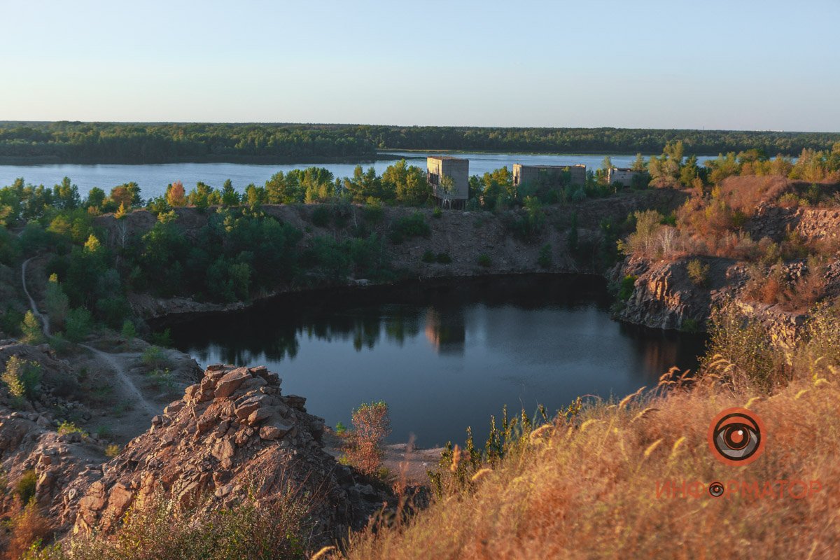 Никаких происшествий, никаких людей, ничего... Никаких происшествий, никаких людей, ничего...