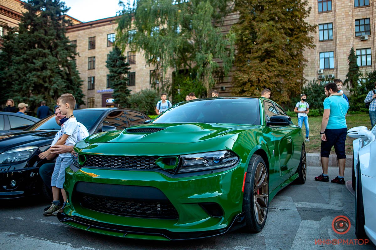 На выставке представлены больше 40 машин На выставке представлены больше 40 машин