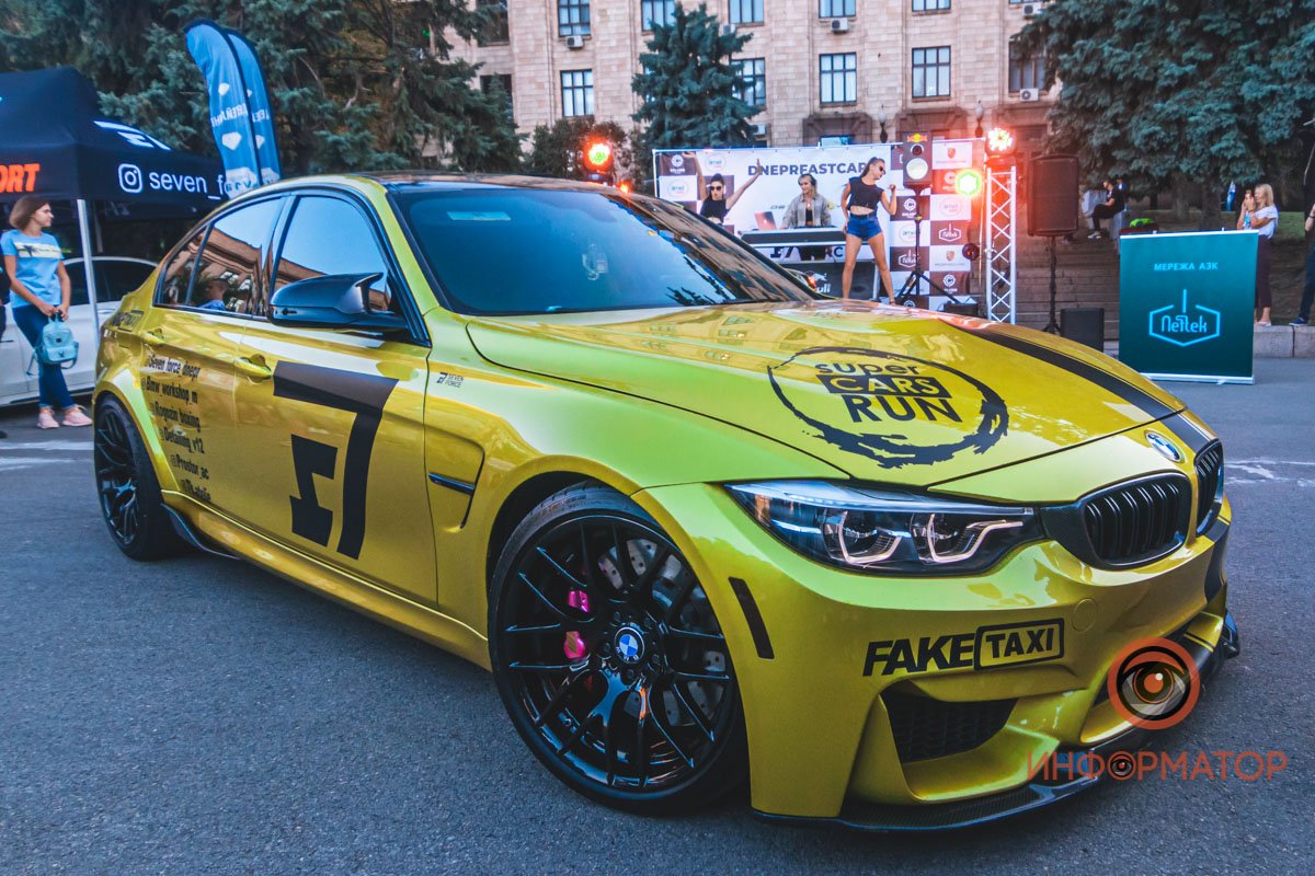 Каждый "экспонат" представляют отдельно Каждый "экспонат" представляют отдельно