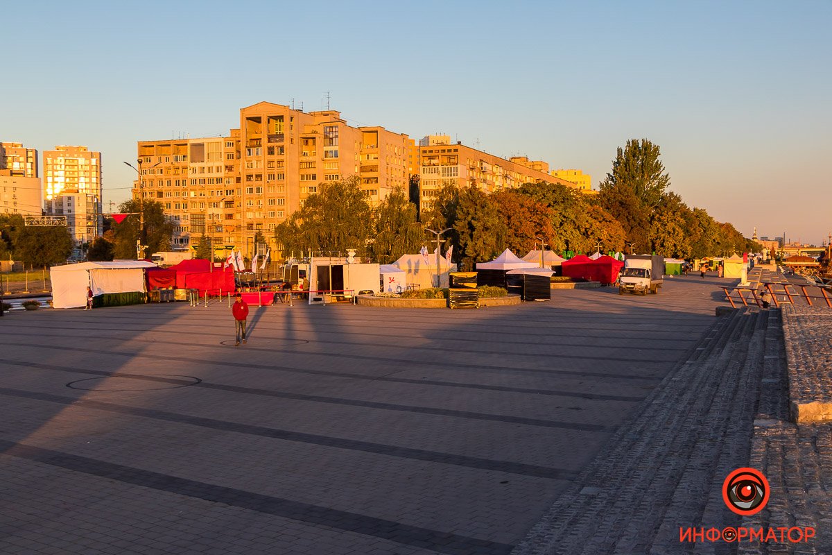 Фудкорты еще не открылись Фудкорты еще не открылись