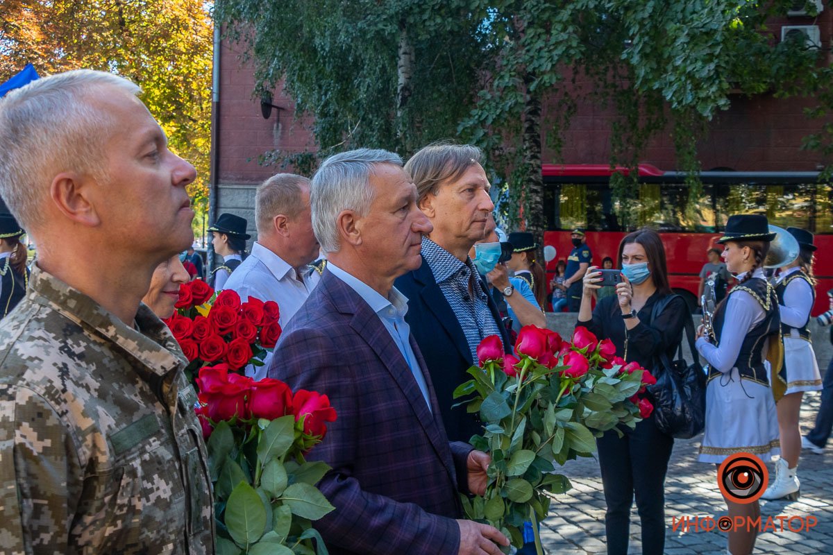 Возложение Возложение