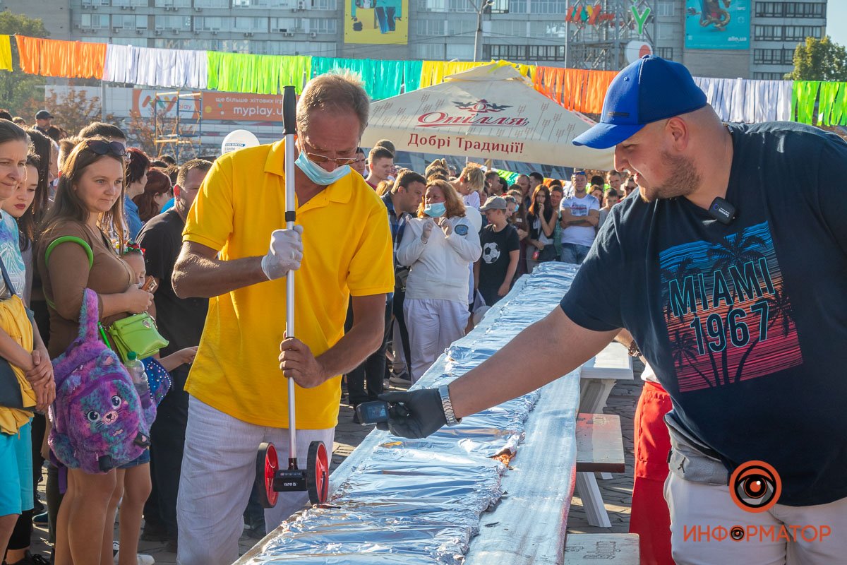 Собрались сотни горожан Собрались сотни горожан