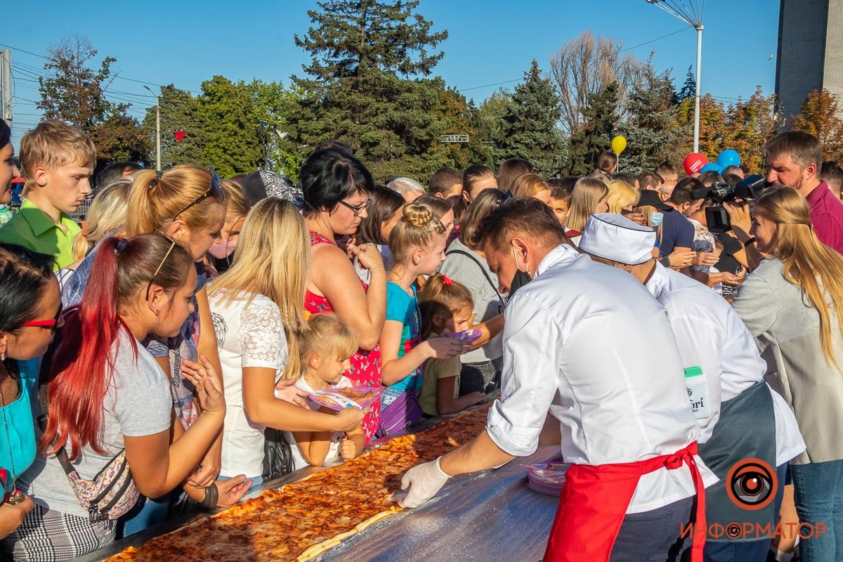 Многие приходили всей семьей Многие приходили всей семьей