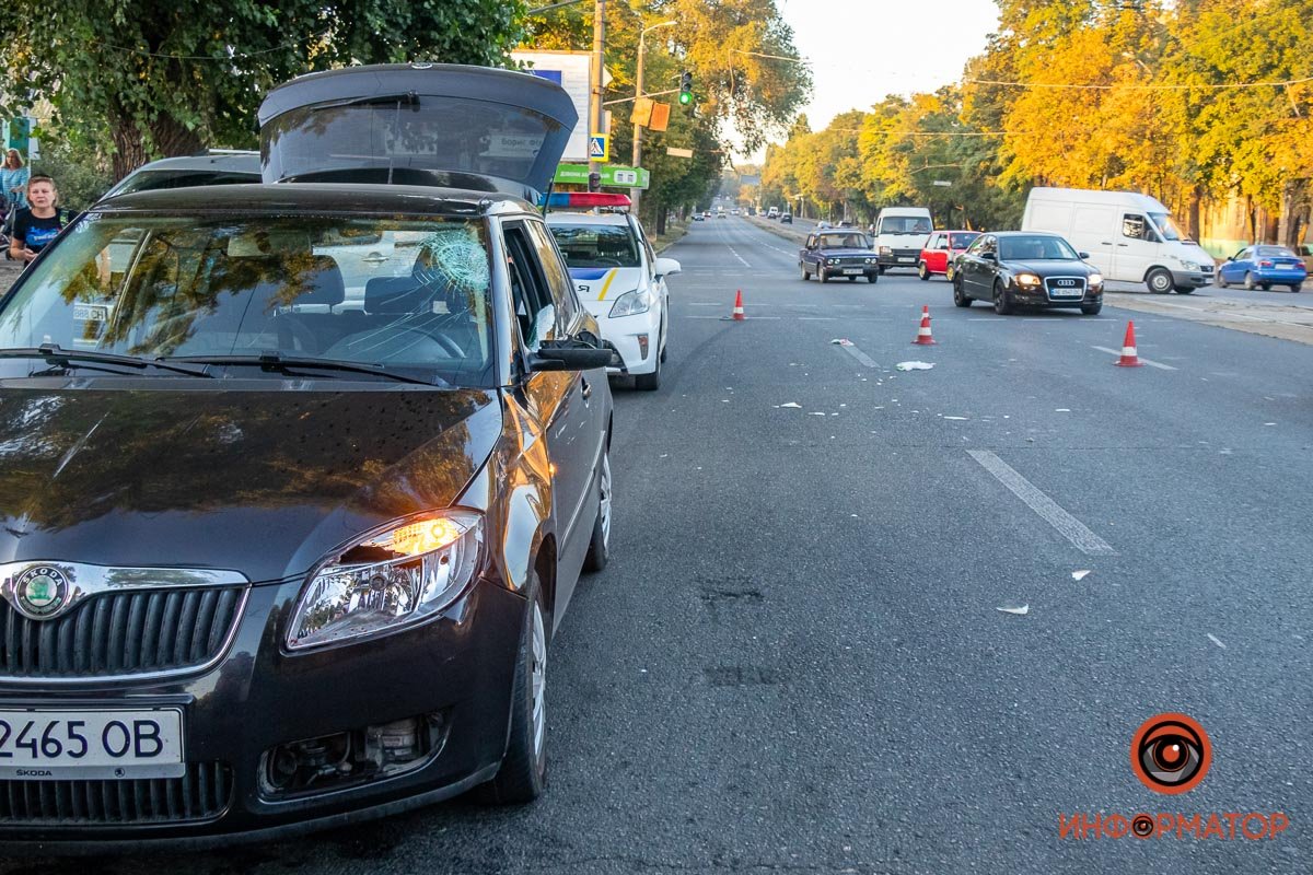 Пострадавшую забрали в больницу Мечникова Пострадавшую забрали в больницу Мечникова