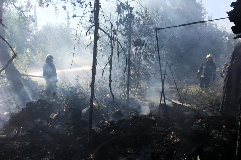 Пожар возник на территории садового общества Пожар возник на территории садового общества