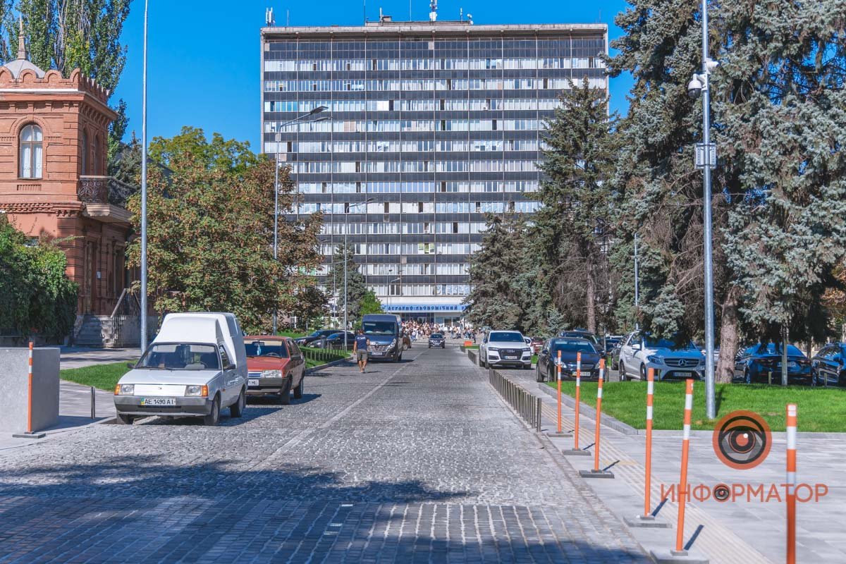 В ближайшее время на площади установят остальные элементы, которые были заявлены в тендере В ближайшее время на площади установят остальные элементы, которые были заявлены в тендере