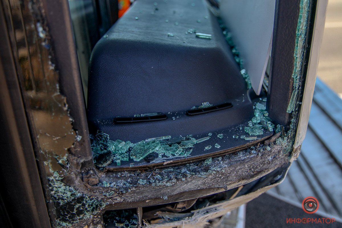 Ни водитель, ни пассажиры не пострадали Ни водитель, ни пассажиры не пострадали