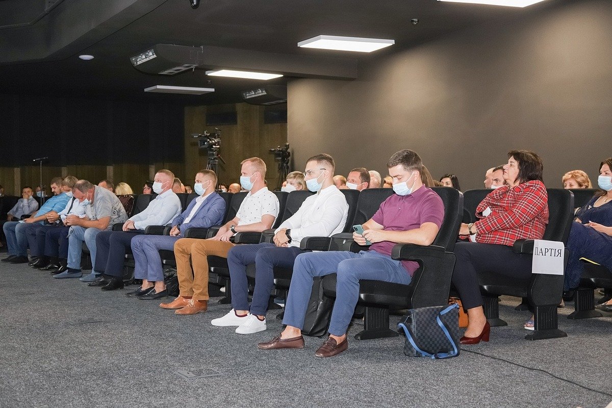 Днепряне выдвинули на пост мэра Бориса Филатова 3