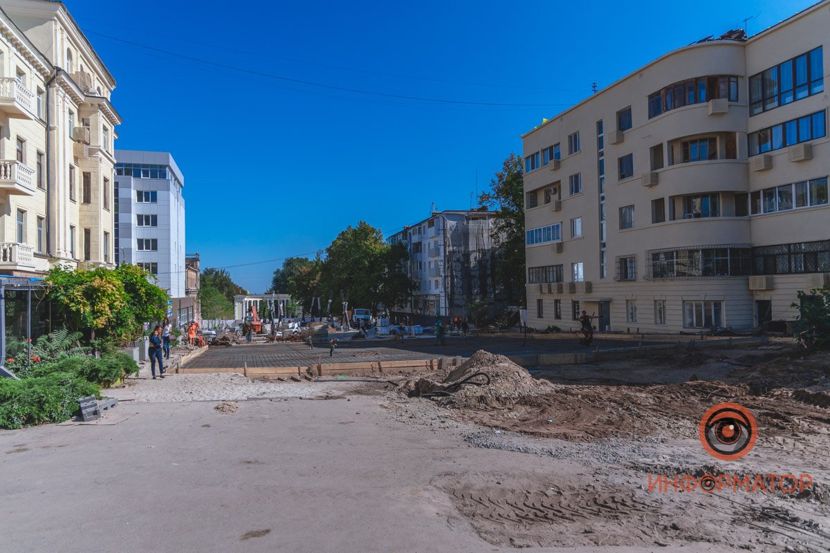 Все еще пустырь, но картина понемногу начинает прорисовываться Все еще пустырь, но картина понемногу начинает прорисовываться