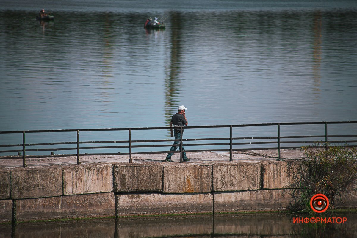 мира и горя мимо,