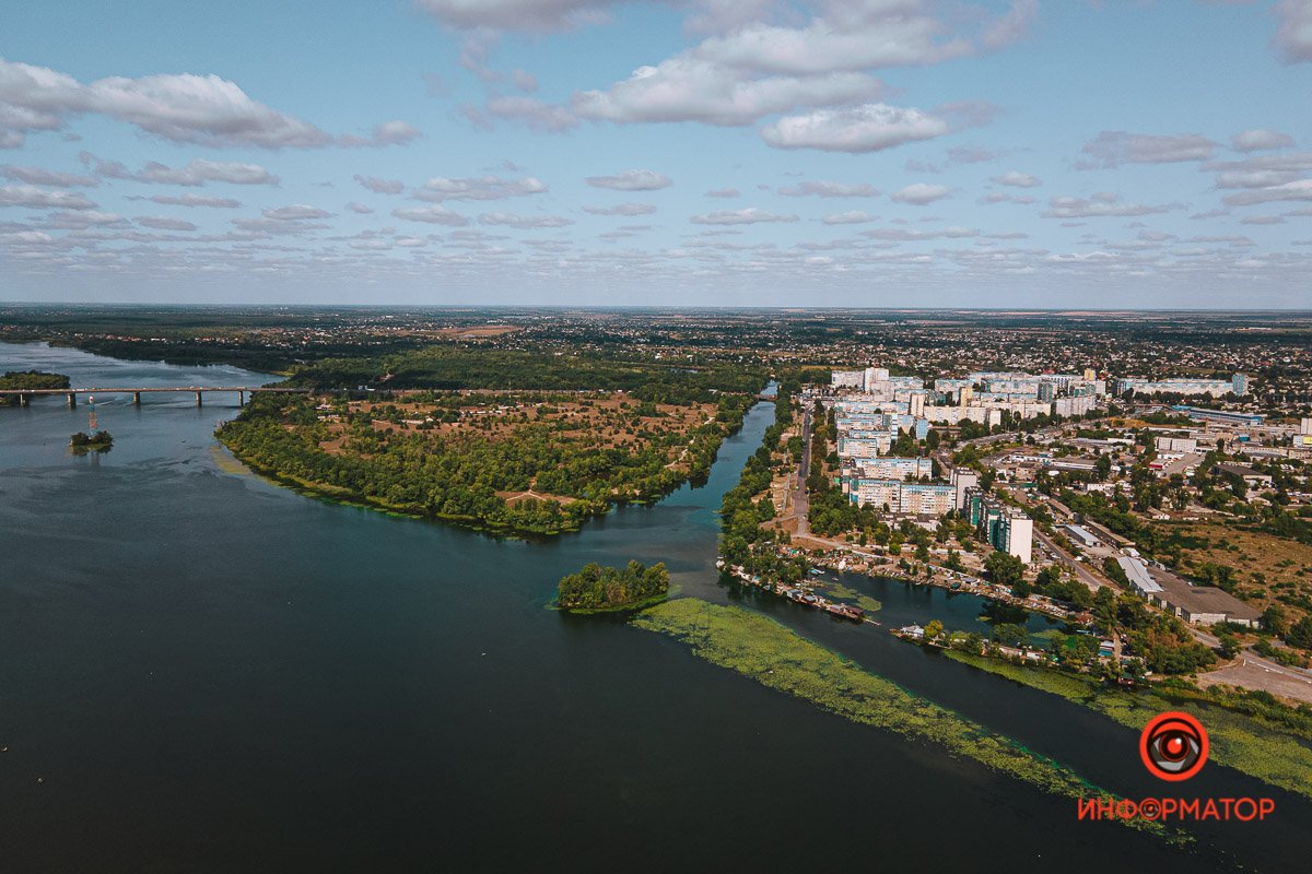 Увечны они, горбаты,