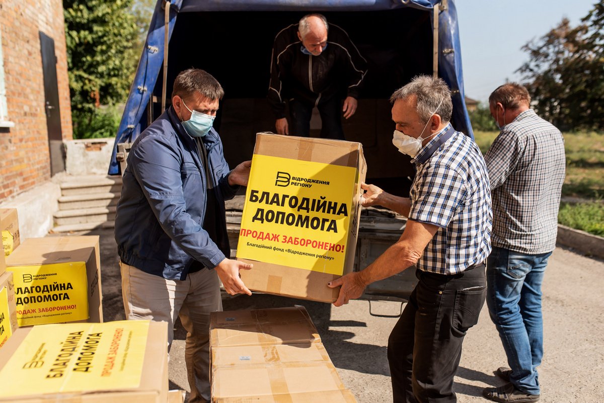 Интерпайп и БФ “Відродження регіону” передали в больницу №16 оборудование для пациентов с тяжелыми пневмониями 5