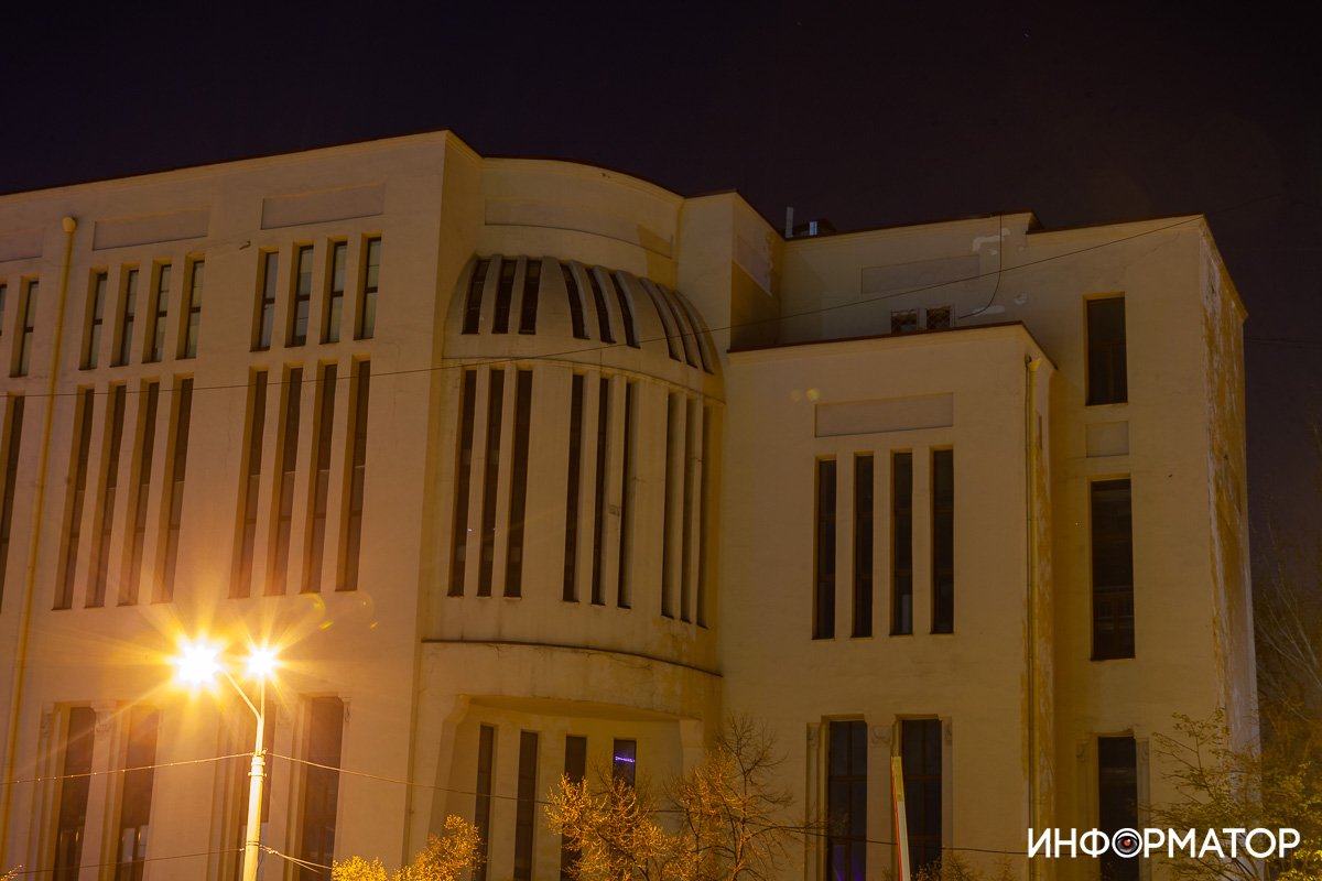 Ночью Ночью