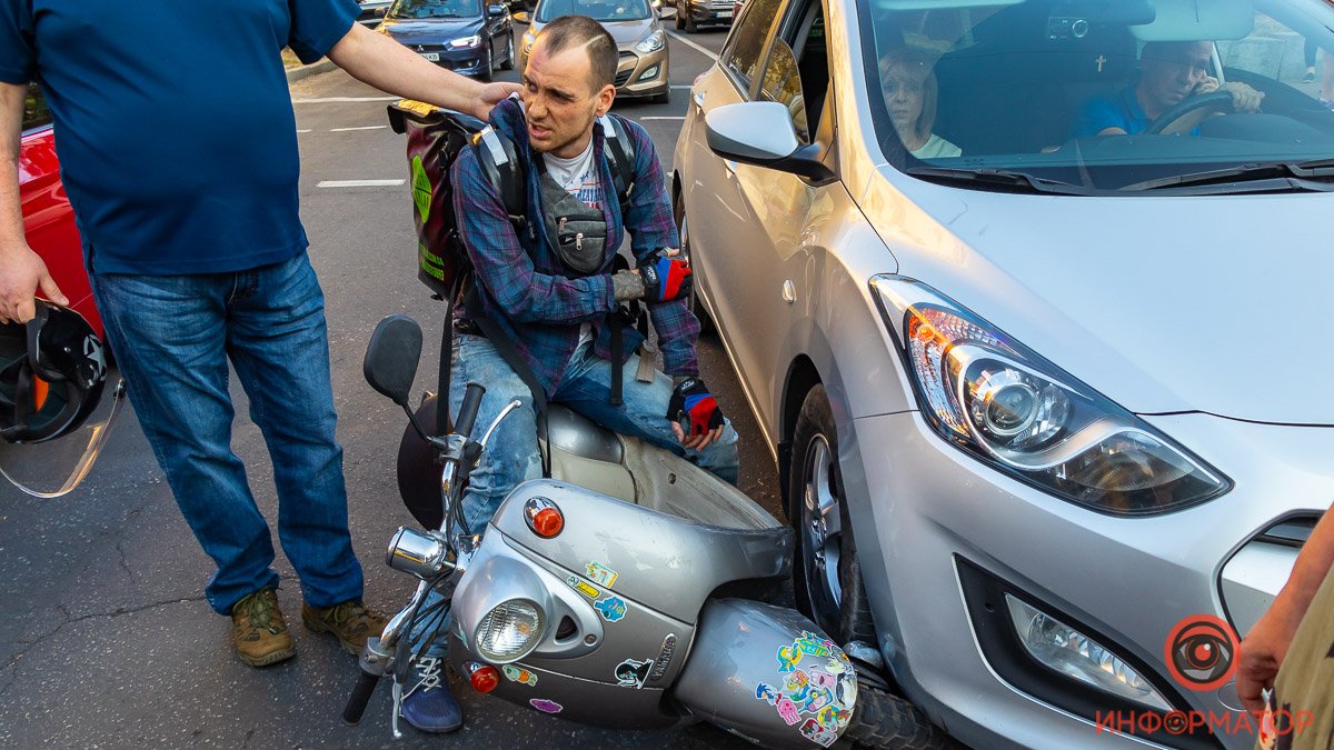 От госпитализации участники аварии отказались От госпитализации участники аварии отказались