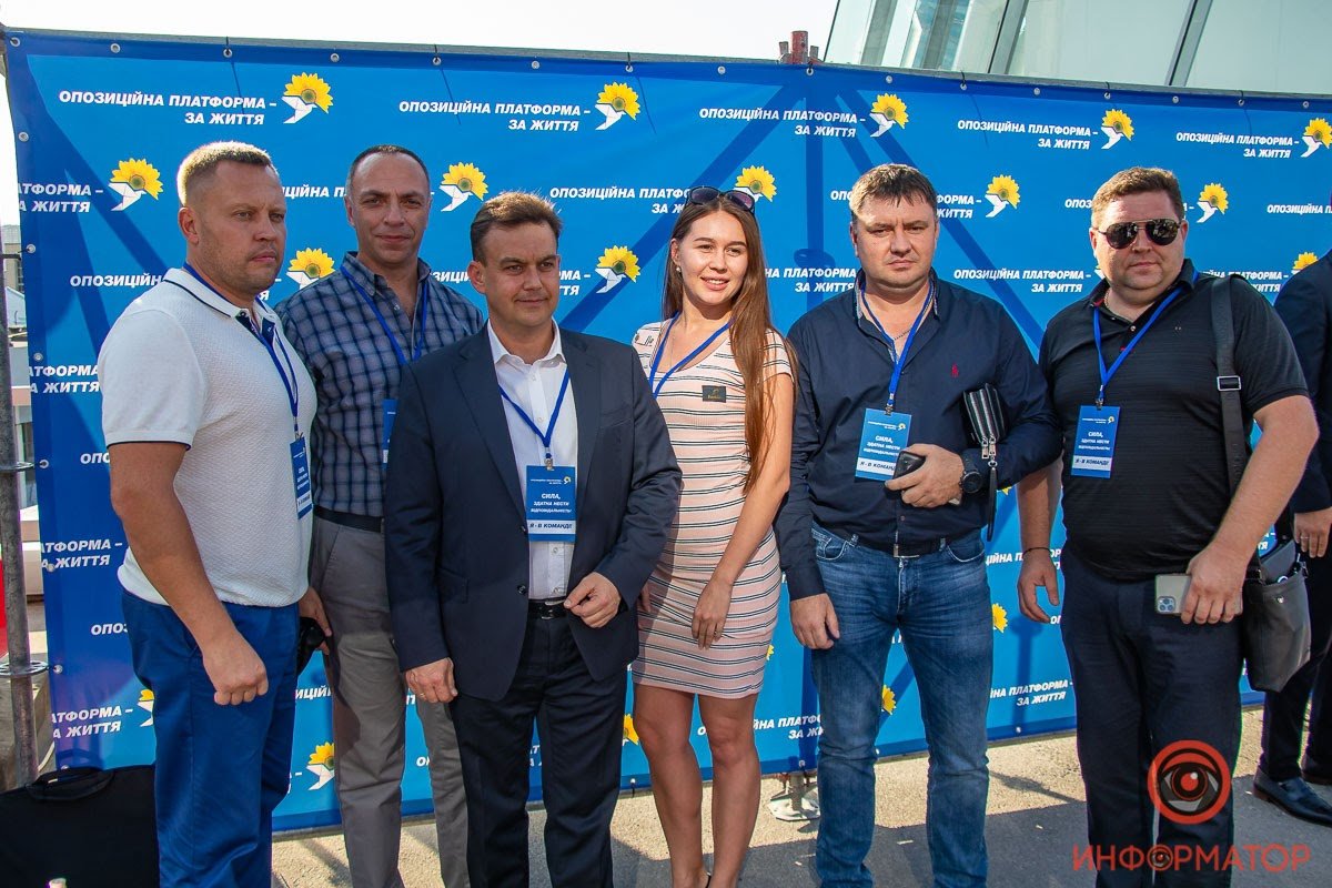 Команда, готовая взять ответственность: ОПЗЖ представила своих кандидатов на местные выборы в Днепропетровской области 12