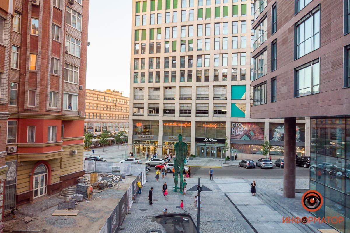 В центре Днепра открыли часть пешеходного бульвара: кто мешает завершить проект? 1