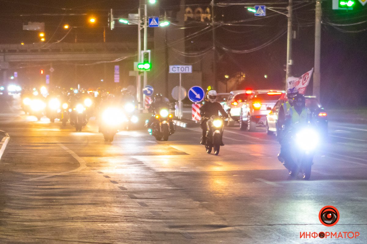 С тех пор тысячи мотоциклистов во всей Украине устраивают мотопробеги 18 сентября