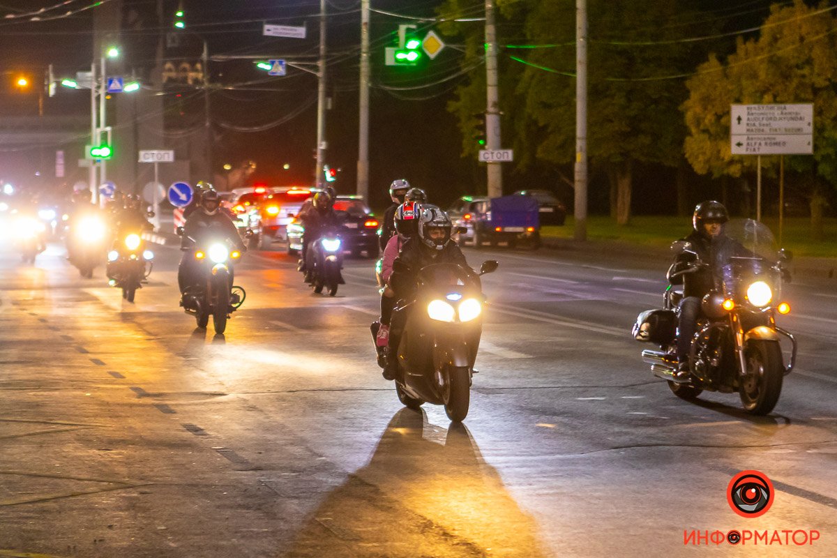 Чтобы почтить память погибших товарищей