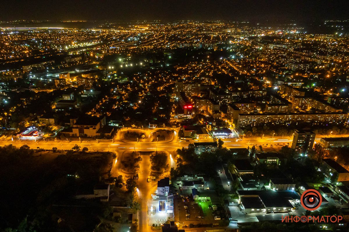 По ту сторону Слобожанского проспекта - уже АНД район По ту сторону Слобожанского проспекта - уже АНД район