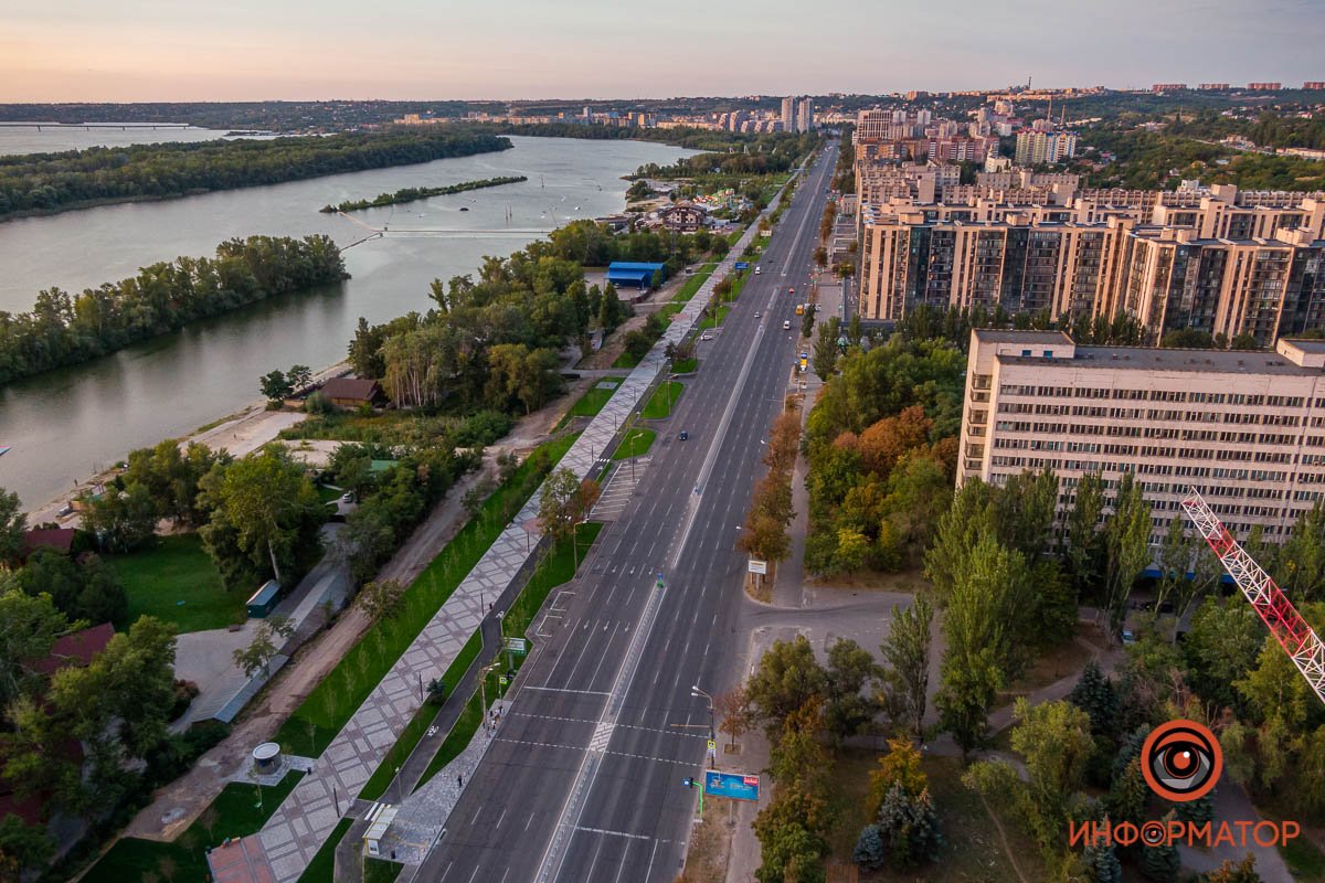 Город просыпается