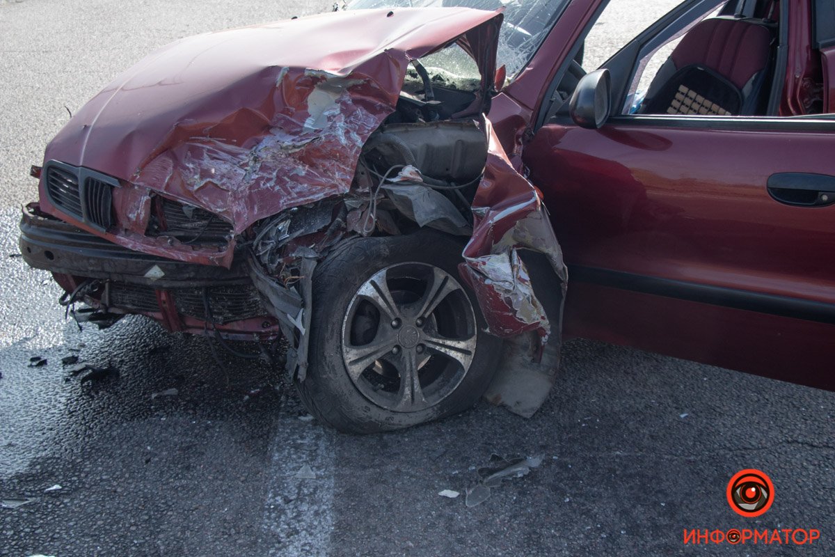 Daewoo ехал от аэропорта по Аэропортовской Daewoo ехал от аэропорта по Аэропортовской