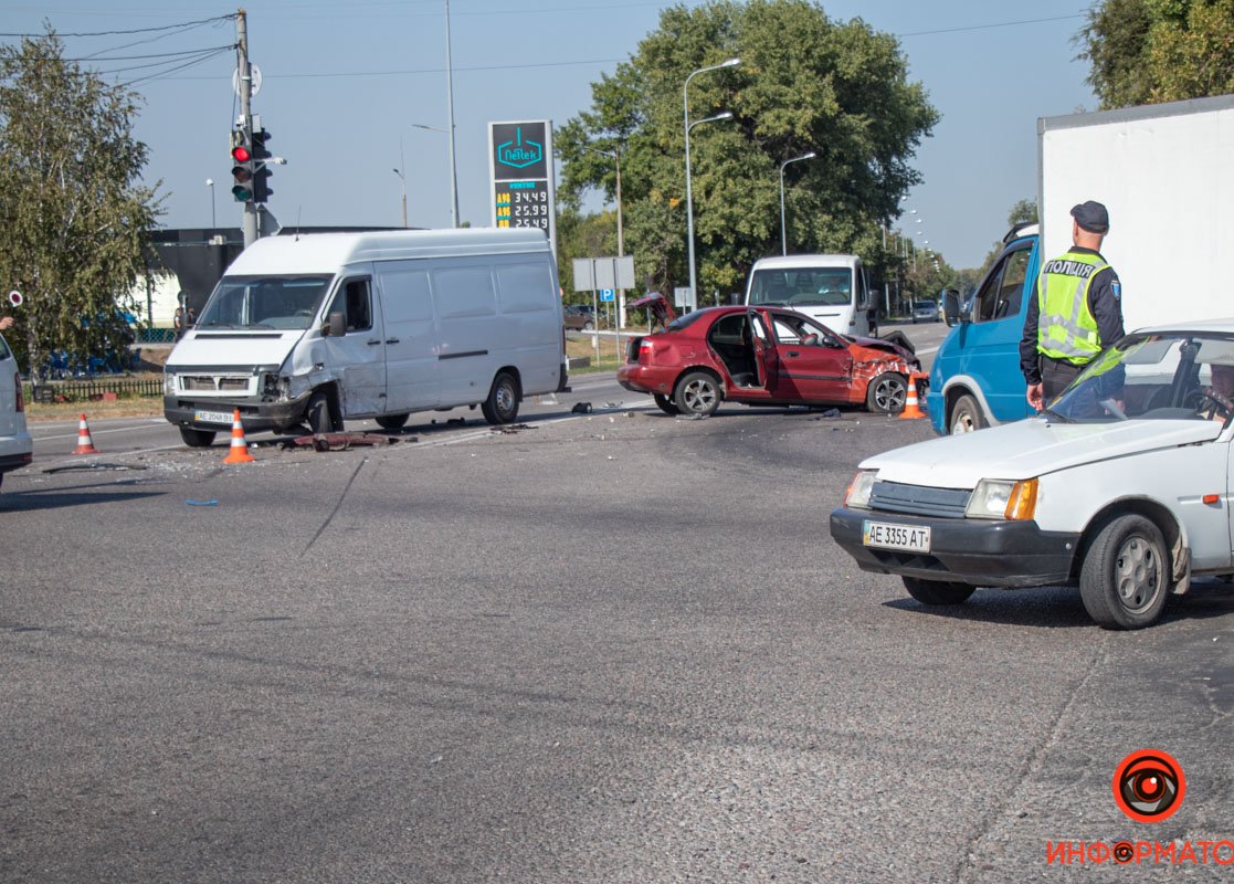ДТП на пересечении Аэропортовской и Яснополянской ДТП на пересечении Аэропортовской и Яснополянской