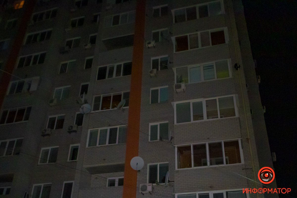 Мужчина пытался добраться до 16 этажа, но остановился раньше Мужчина пытался добраться до 16 этажа, но остановился раньше