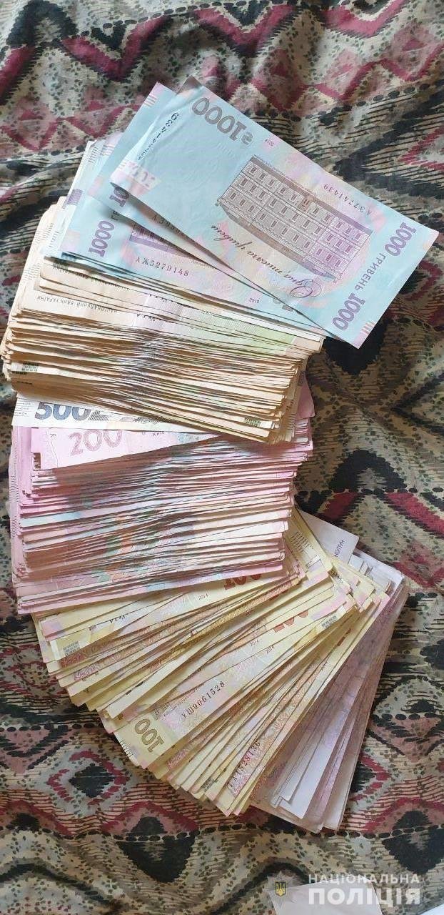 Полмиллиона гривен, полученные от продажи препаратов