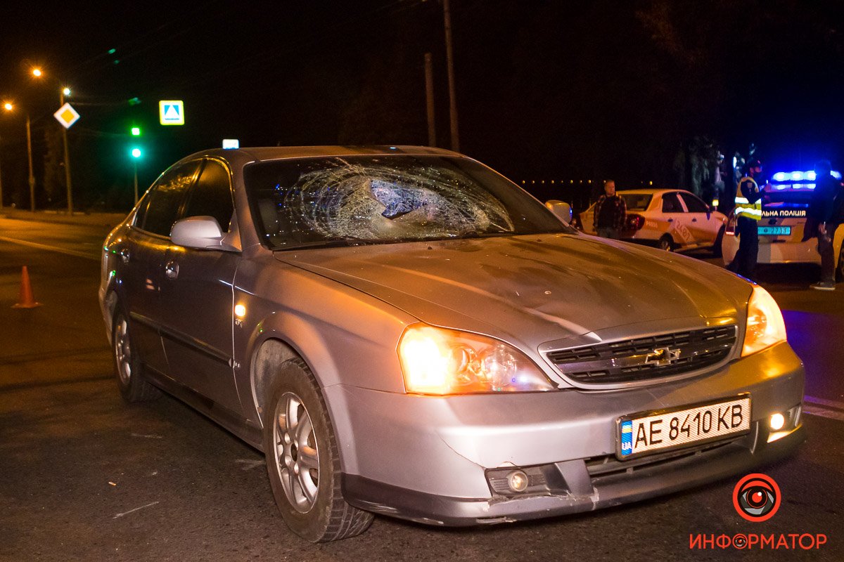 Chevrolet сбил человека Chevrolet сбил человека