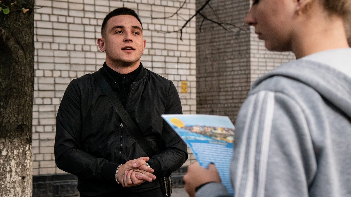 «Знаю все проблемы студентов изнутри. Механизмы их решения - готовы!» - «Крава» Национальный Корпус Днепр 2