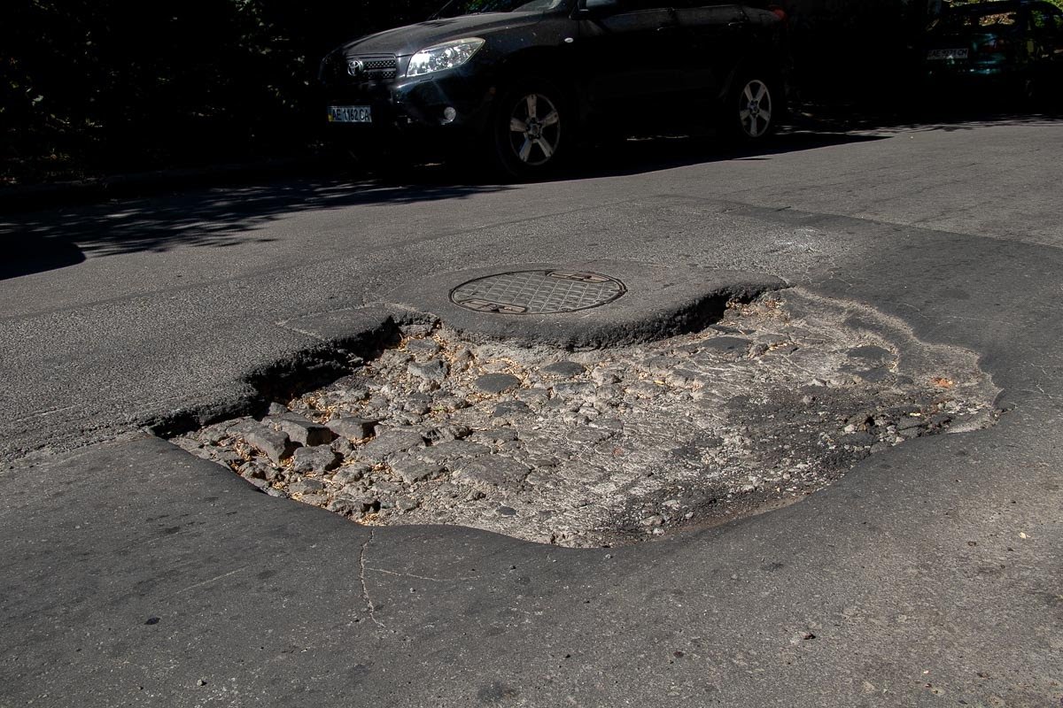 Выборы в Днепре: что думают избиратели о депутате Юлии Дмитровой 9