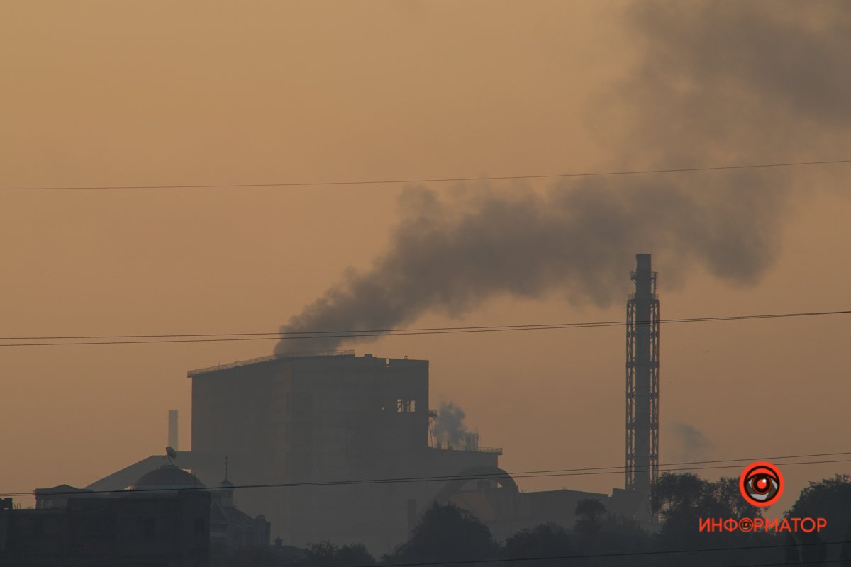 Город в заложниках у завода: как ДМК отравляет жизнь в Каменском 5