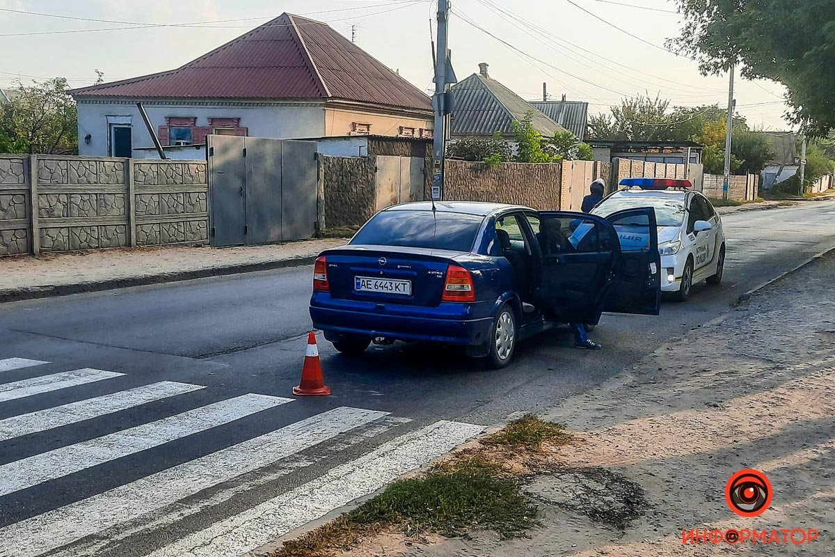 Opel сбил девочку